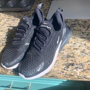 Nike Air Max 27C size 7 women’s